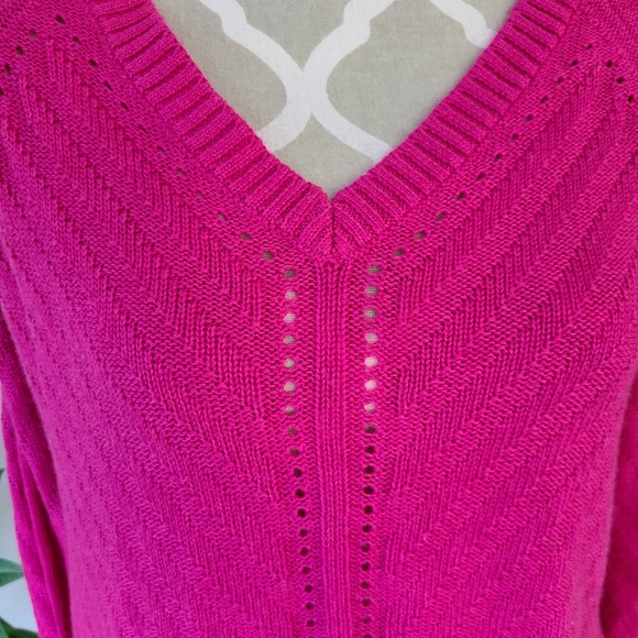 Buffalo Pink Sweater - Picture 2 of 7
